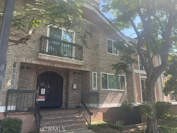 $825,000 | 147 West Acacia Avenue, Glendale, CA 91204
