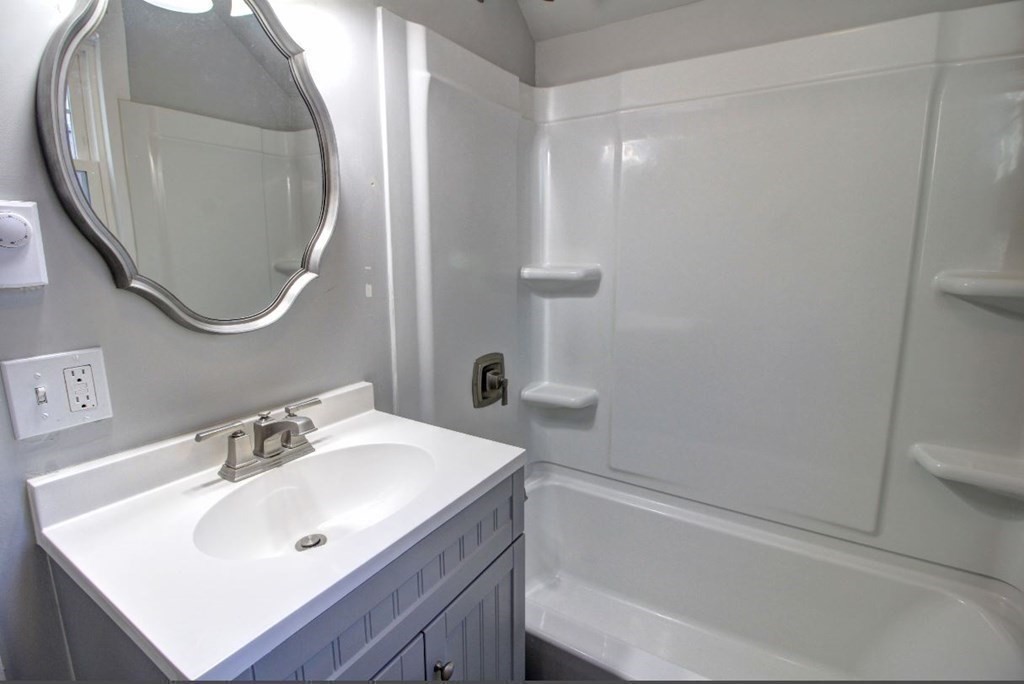 290 Northfield Road Lunenburg, MA 01462 - Photo 25 of 31 Gallery Image 25