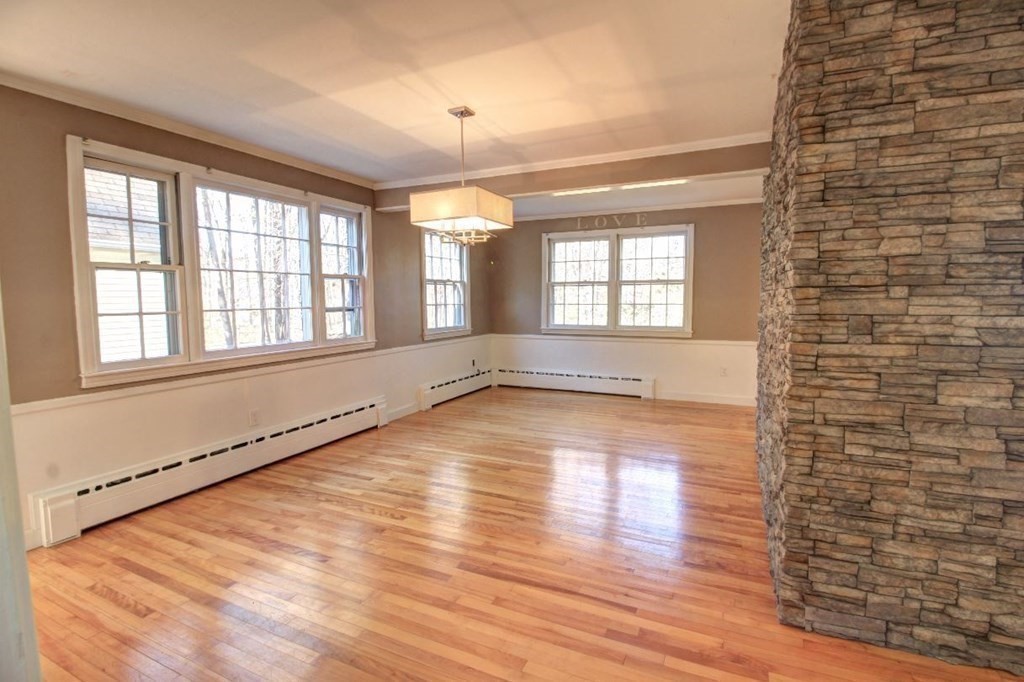 290 Northfield Road Lunenburg, MA 01462 - Photo 8 of 31 Gallery Image 8