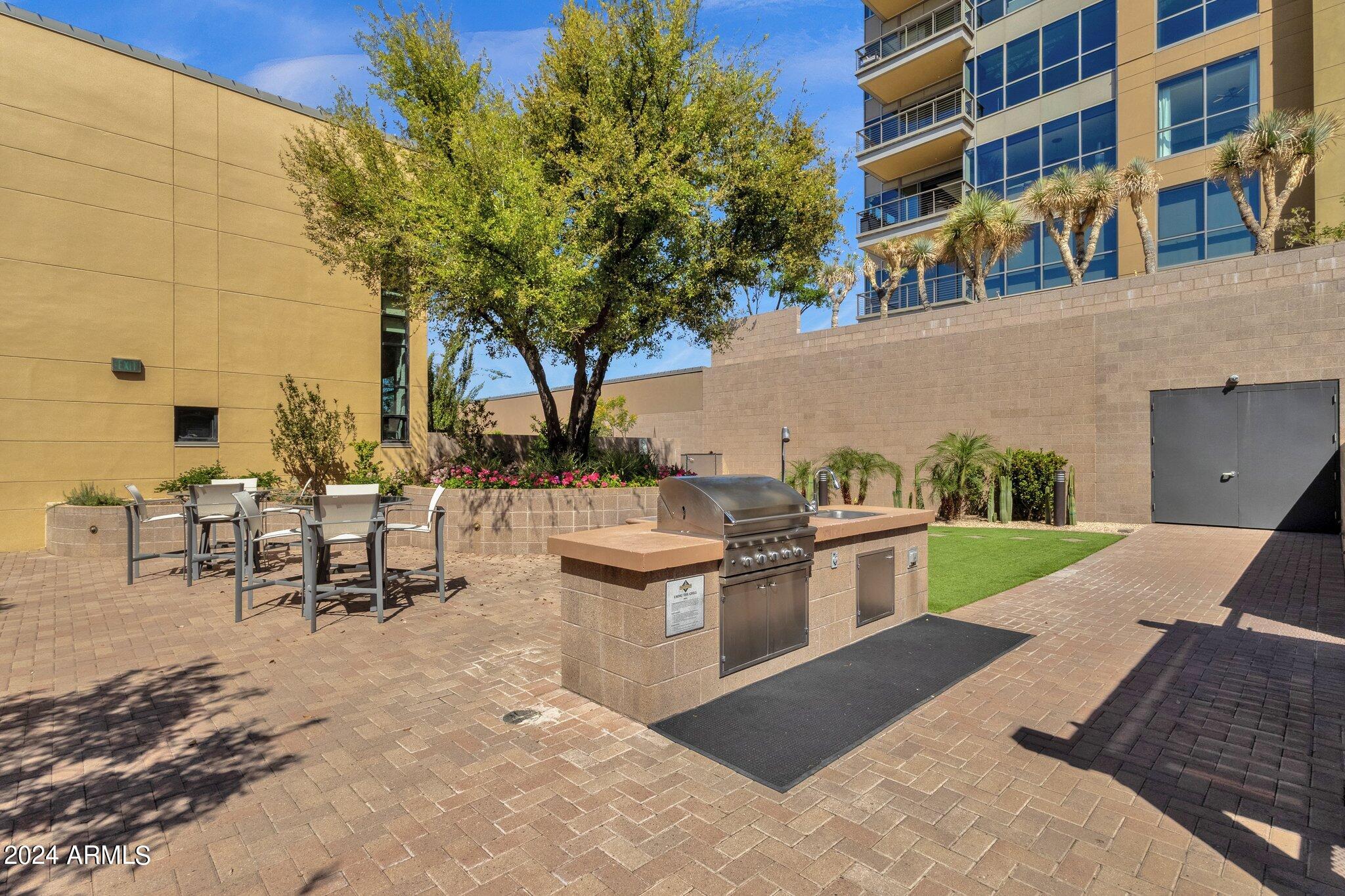 15215 North Kierland Boulevard, Unit 436 Scottsdale, AZ 85254 - Photo 39 of 44 a view of a building and outdoor space