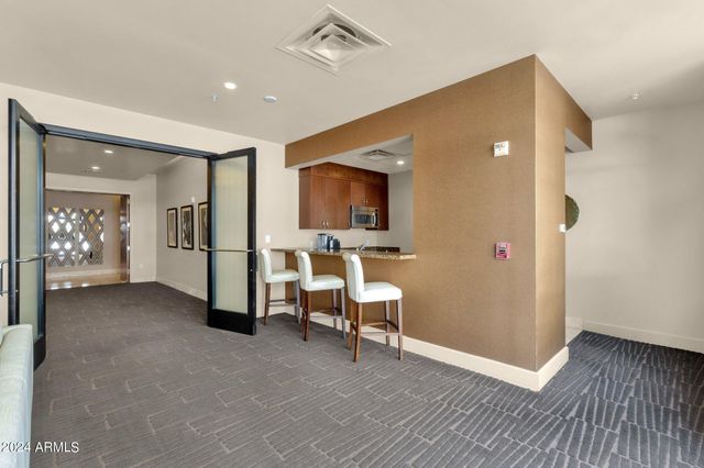 $1,180,000 | 15215 North Kierland Boulevard, Unit 436, Scottsdale, AZ 85254