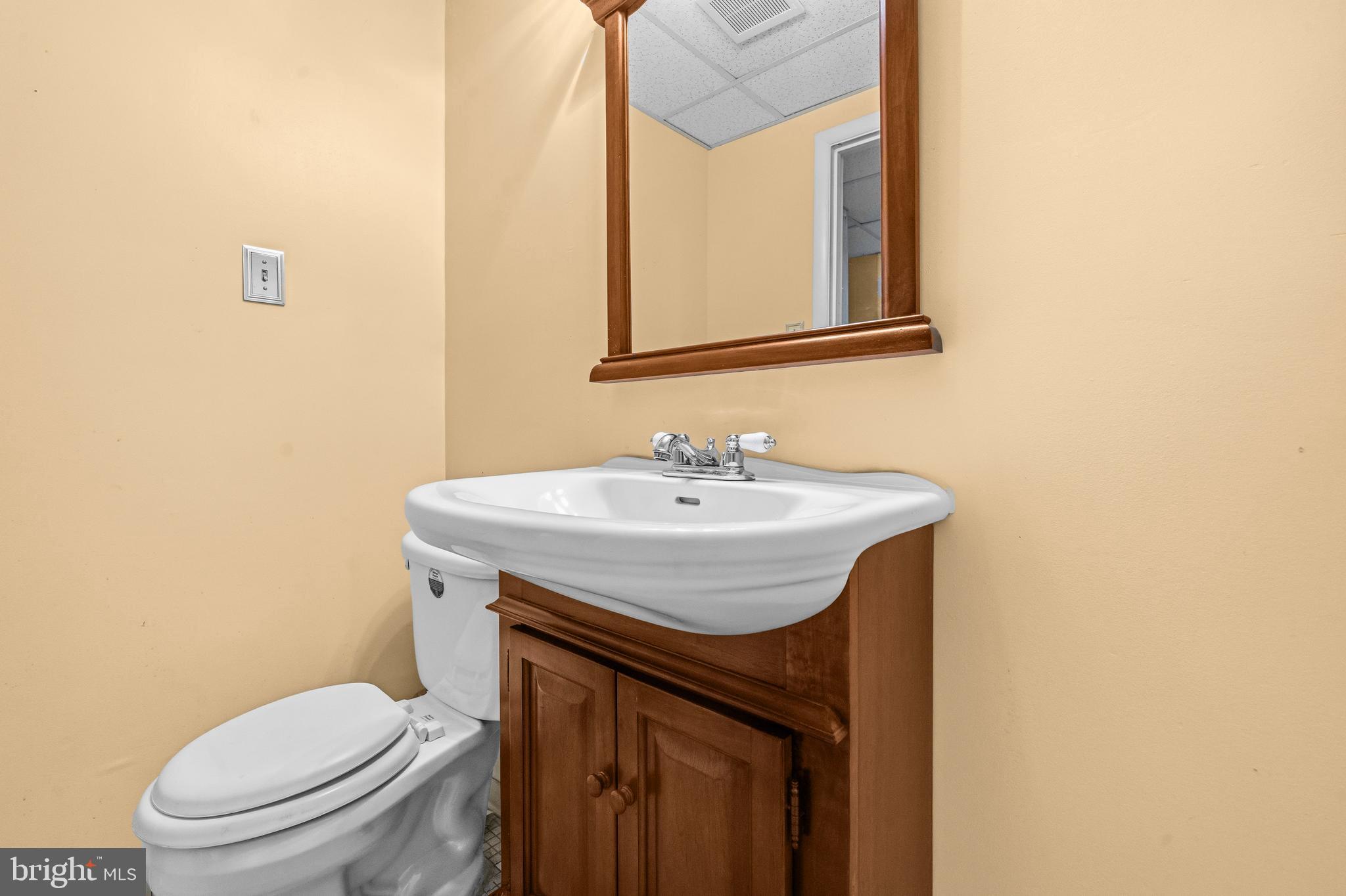 4312 Kinmount Road Lanham, MD 20706 - Photo 27 of 39 Gallery Image 27
