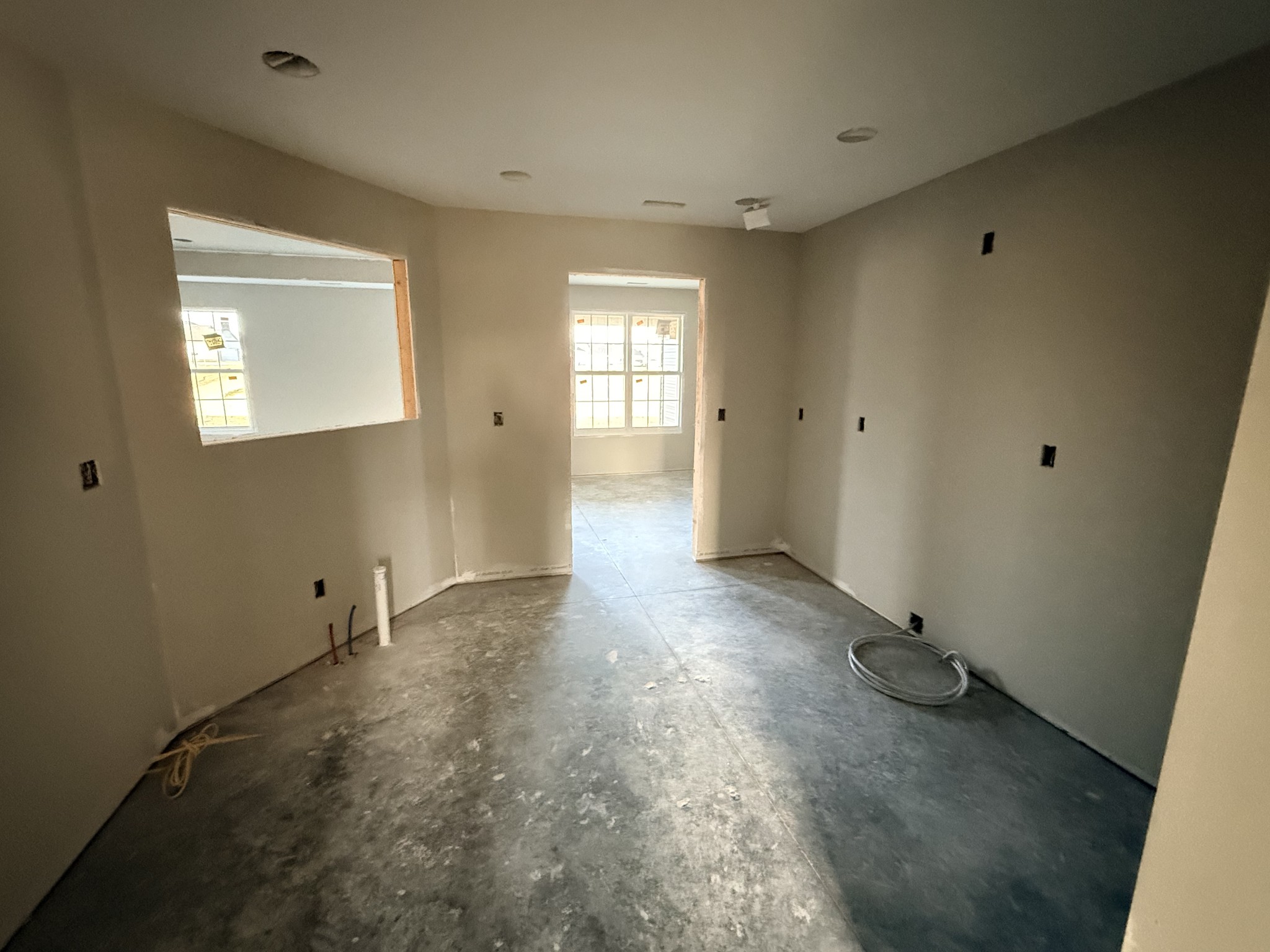 418 Ridge Street Manchester, TN 37355 - Photo 11 of 16 a view of a room with window