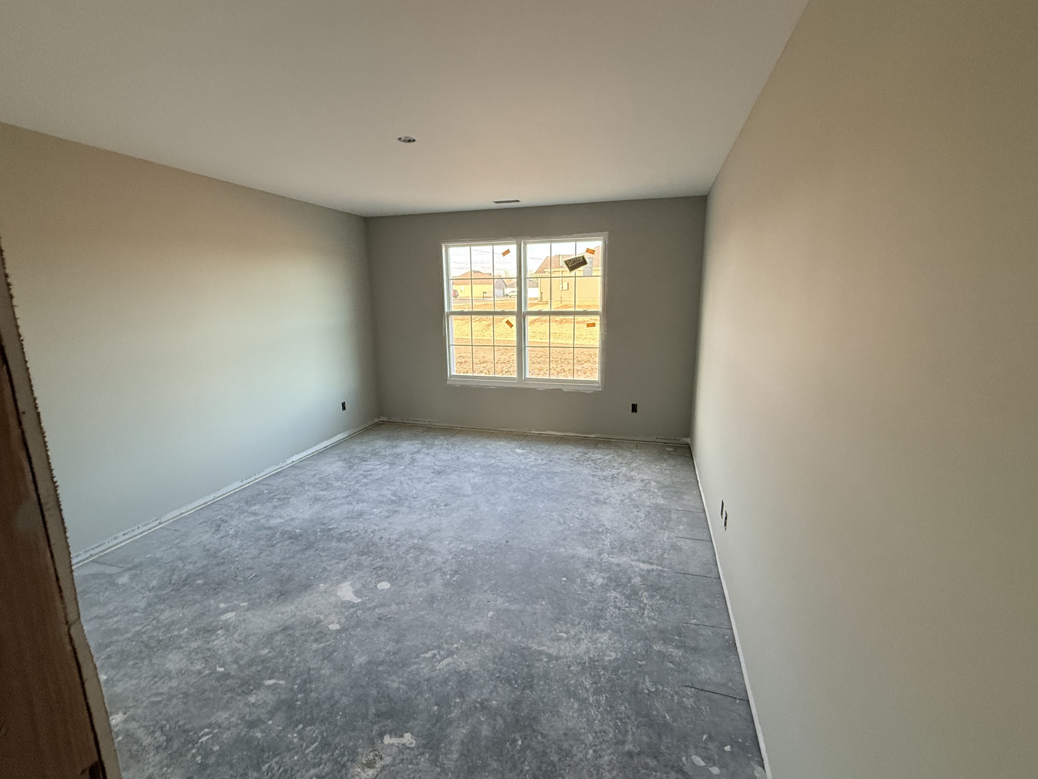 418 Ridge Street Manchester, TN 37355 - Photo 13 of 16 an empty room with a window