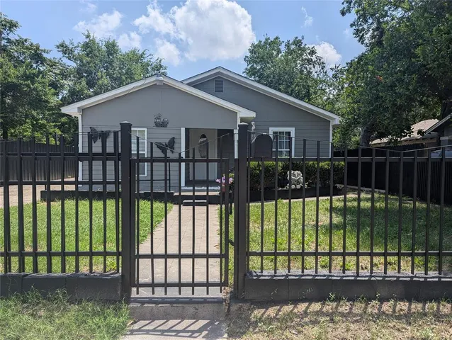 $199,000 | 3108 Bideker Avenue, Fort Worth, TX 76105