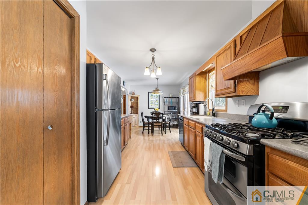 196 Old Forge Road Monroe Township, NJ 08831 - Photo 8 of 25