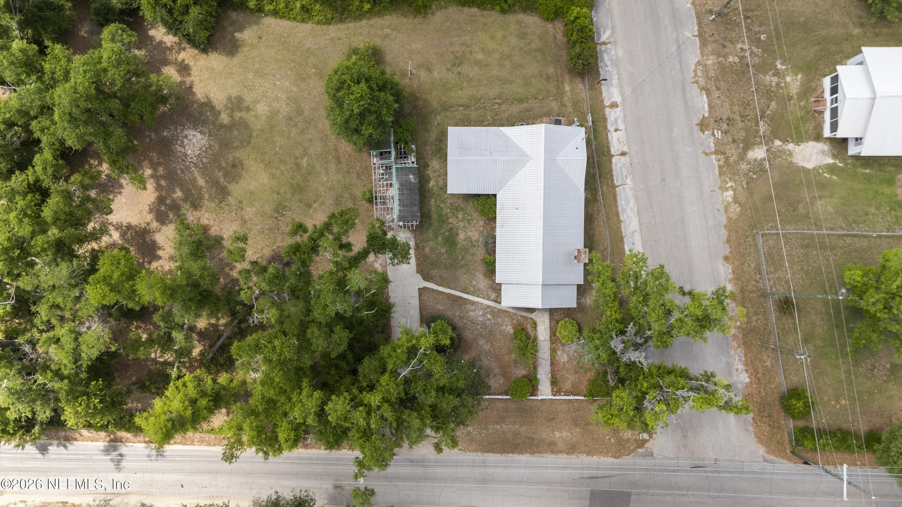 646 Southeast Old County Camp Road Madison, FL 32340 - Photo 2 of 45 DJI_20260426114254_0006_D