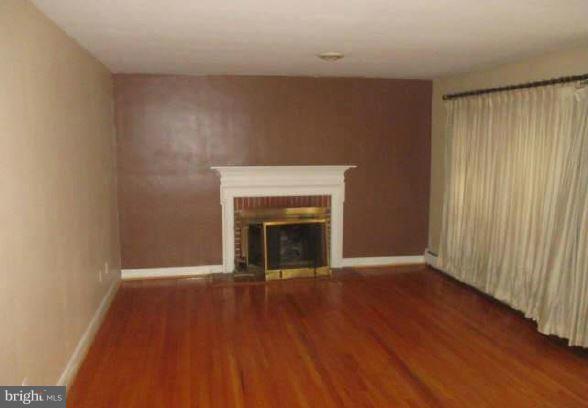 9706 Frederick Road Ellicott City, MD 21042 - Photo 5 of 12 Interior (General)