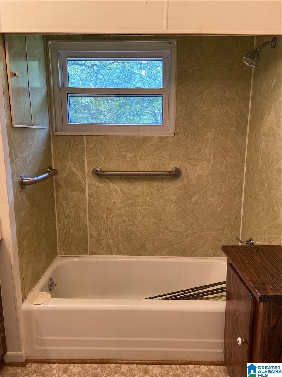 1017 Eastern Valley Road Bessemer, AL 35020 - Photo 18 of 27