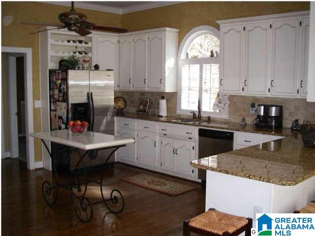 101 Kings Crest Lane Pelham, AL 35124 - Photo 8 of 22