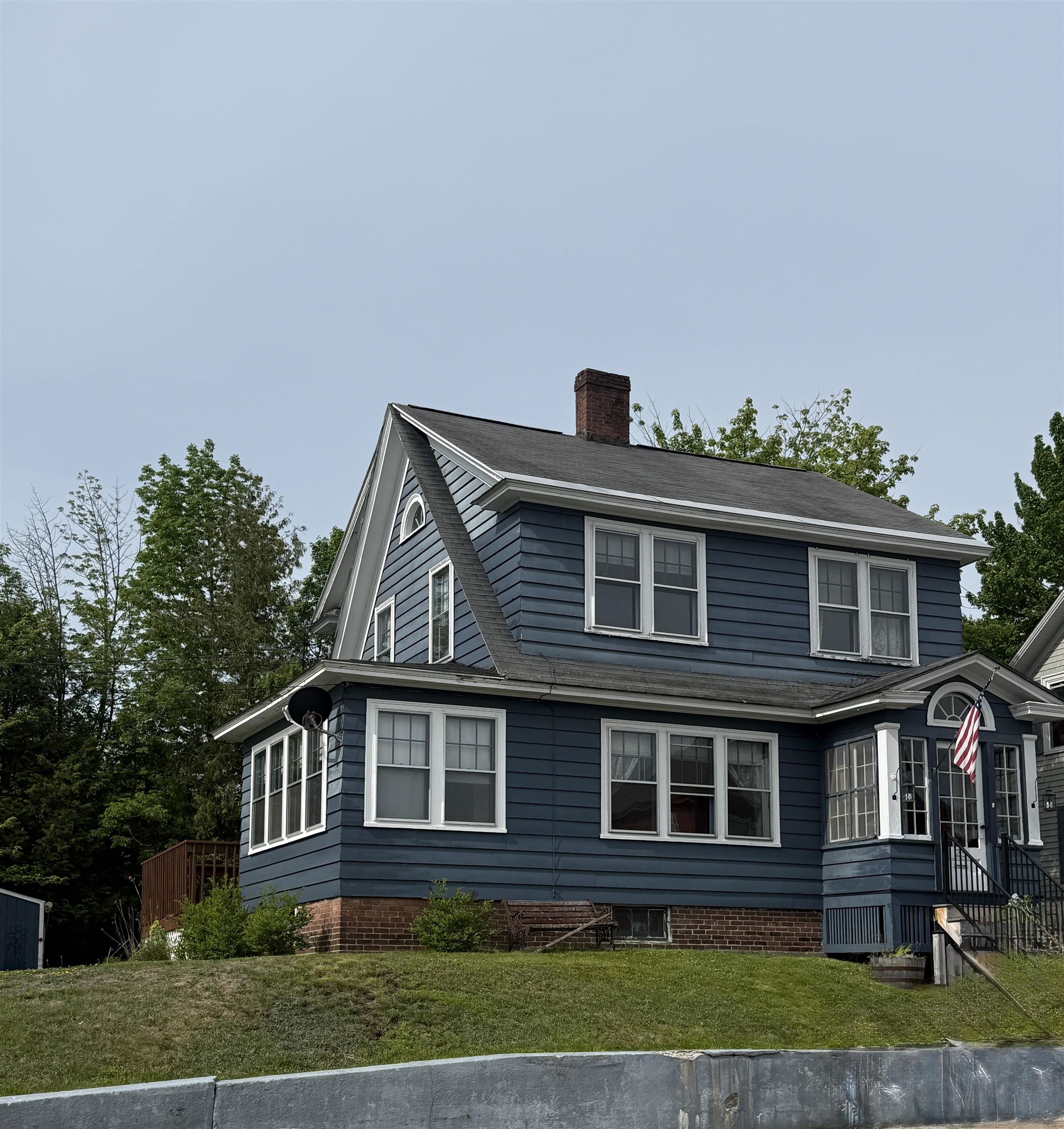 25 Laurel Street Berlin, NH 03570 - Photo 2 of 17