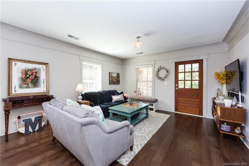 137 Grandin Road, Unit G Charlotte, NC 28208 - Photo 7 of 32 Gallery Image 7