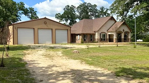 $599,000 | 325 Planter Pointe Drive, Normangee, TX 77871
