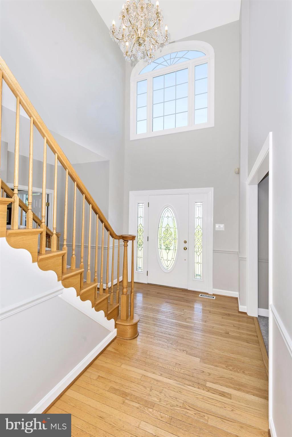 6090 Yorktown Road Mount Airy, MD 21771 - Photo 3 of 30 Elegant Light in Front Foyer