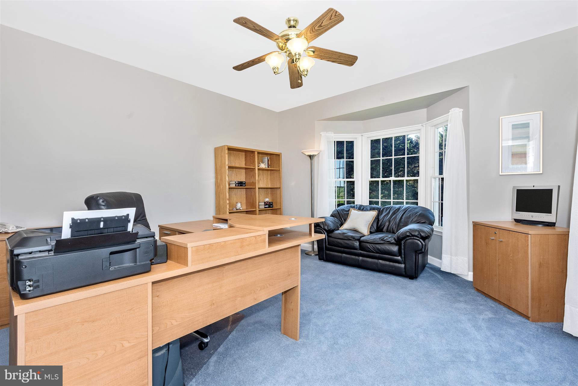 6090 Yorktown Road Mount Airy, MD 21771 - Photo 5 of 30 Large Home Office off Foyer