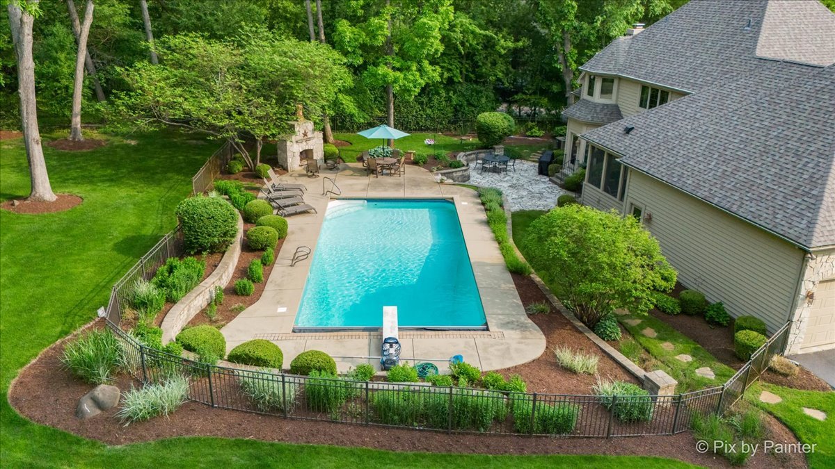 24881 North Black Walnut Cary, IL 60013 - Photo 4 of 53 a aerial view of a house