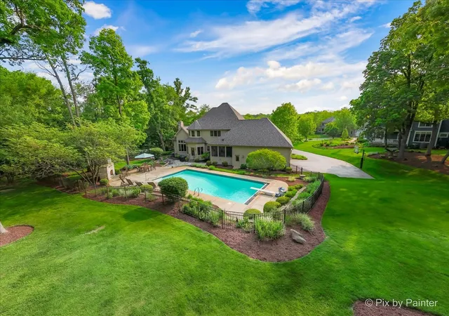$925,000 | 24881 North Black Walnut, Cary, IL 60013