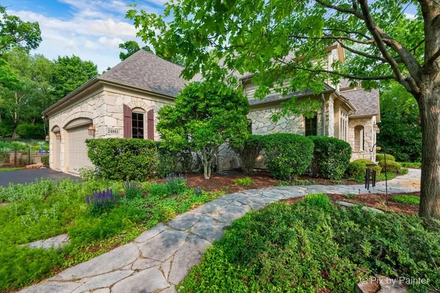 $925,000 | 24881 North Black Walnut, Cary, IL 60013