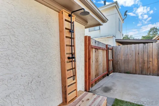 $1,575,000 | 2275 Emerald Street, San Diego, CA 92109