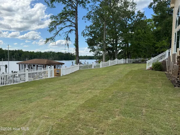 $1,295,000 | 105 Back Creek Court, Hertford, NC 27944