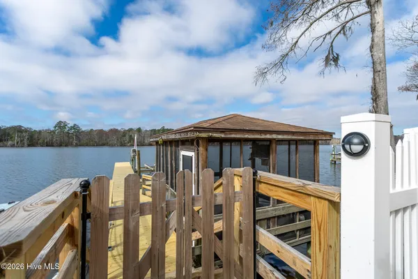 $1,295,000 | 105 Back Creek Court, Hertford, NC 27944