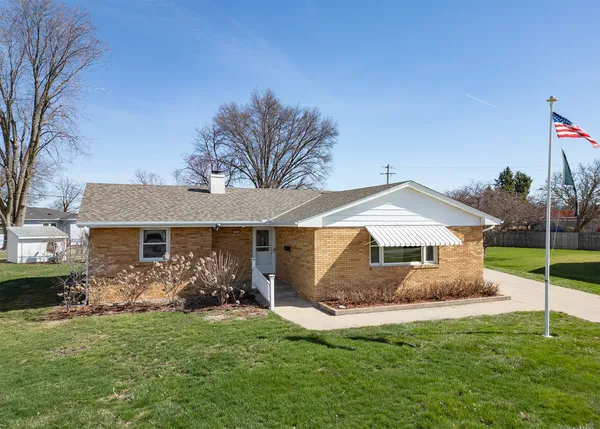 $150,000 | 989 Dayton Court, Galesburg, IL 61401
