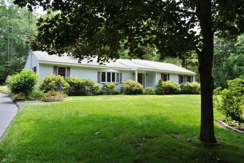 131 Hagstrom Road Thompson, CT 06281 - Photo 2 of 30 Gallery Image 2