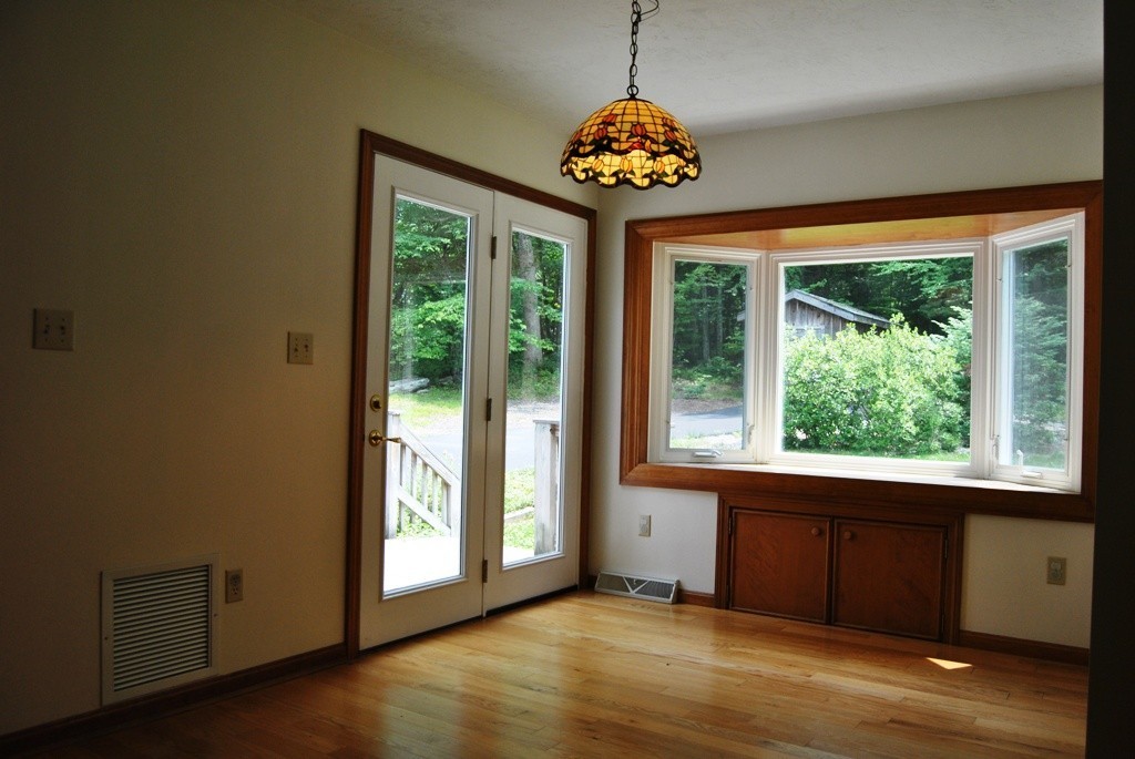 131 Hagstrom Road Thompson, CT 06281 - Photo 7 of 30 Gallery Image 7