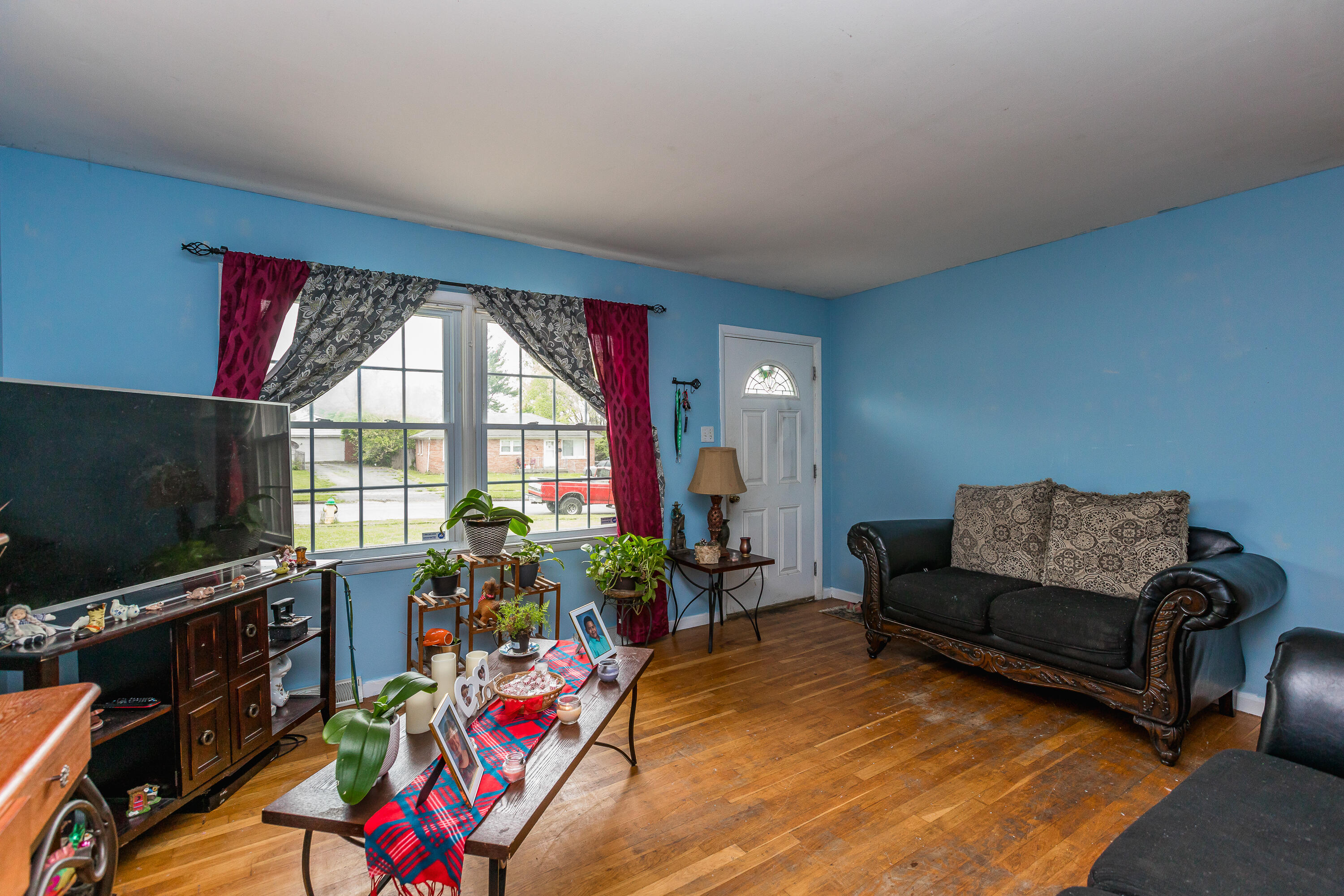 147 Rugby Road Lexington, KY 40504 - Photo 2 of 30 3