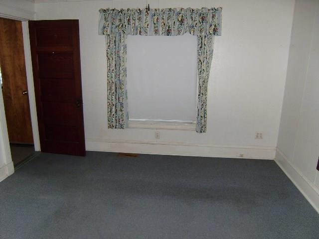 27 Howard Street Springvale, ME 04083 - Photo 10 of 22 Photo