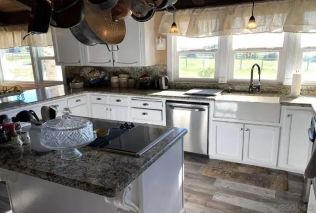 $3,200,000 | 19901 Atkins Road, Lodi, CA 95240