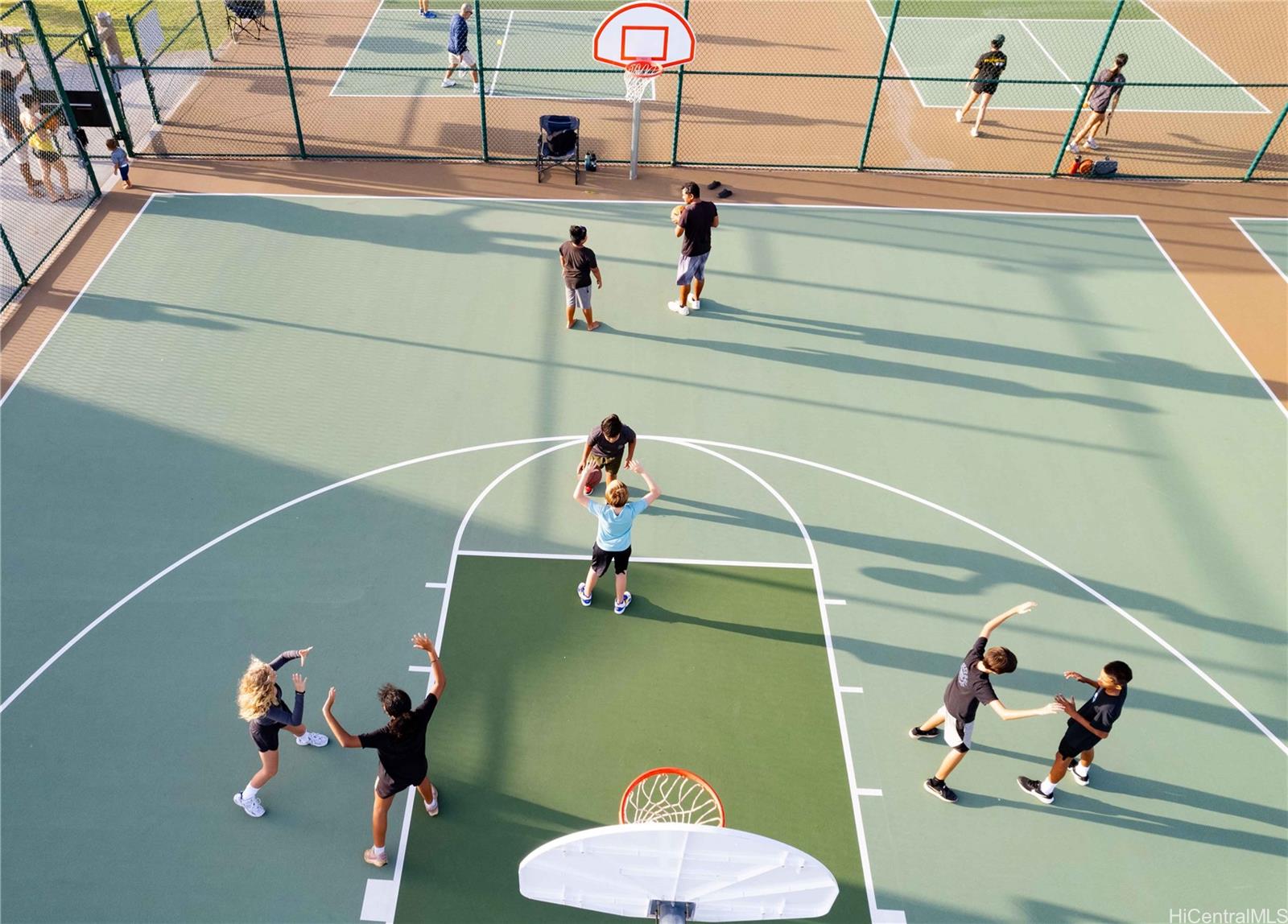 91-1171 Hoʻonaʻauao Street, Unit 1109 Kapolei, HI 96707 - Photo 9 of 15 Basketball Courts