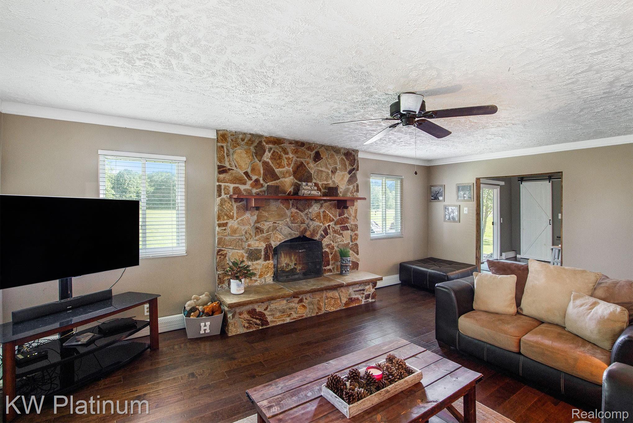 7310 Frith Road St. Clair, MI 48079 - Photo 18 of 30 BPG_3034.jpg