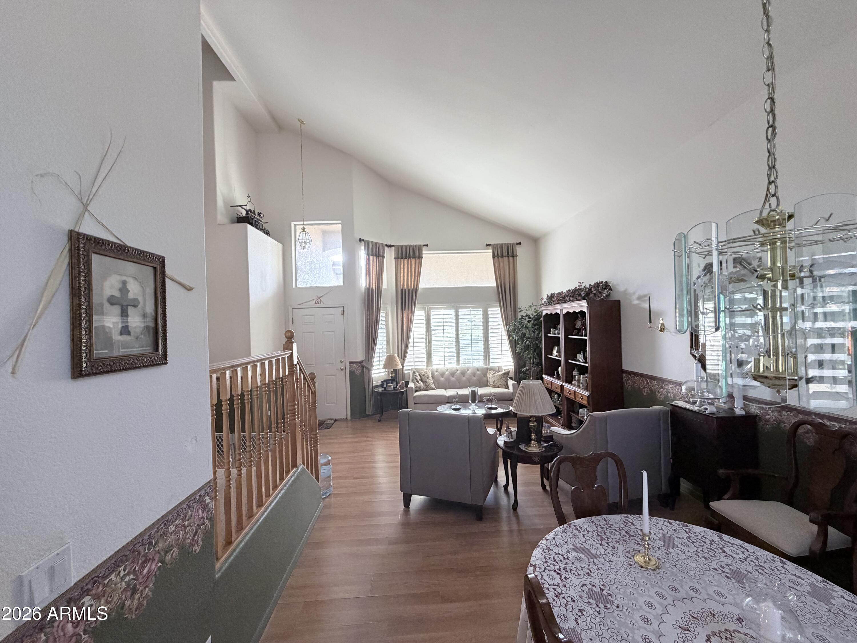 2133 South Nielson Street Gilbert, AZ 85295 - Photo 3 of 17 Formal sitting