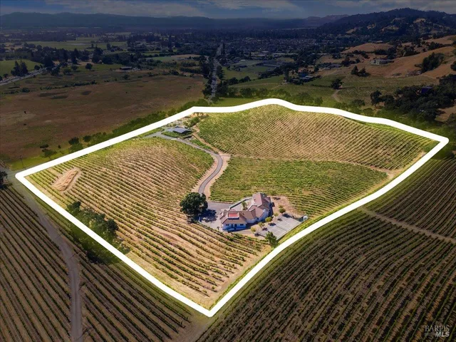 $3,750,000 | 4076-4080 Old Redwood Highway, Santa Rosa, CA 95403