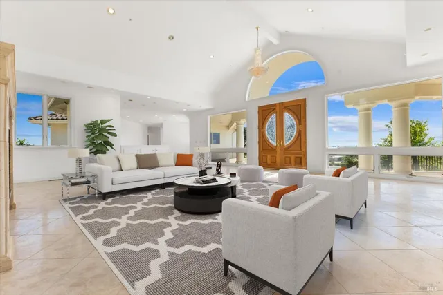 $3,750,000 | 4076-4080 Old Redwood Highway, Santa Rosa, CA 95403