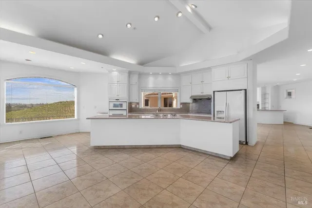 $3,750,000 | 4076-4080 Old Redwood Highway, Santa Rosa, CA 95403