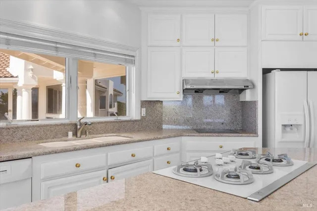 $3,750,000 | 4076-4080 Old Redwood Highway, Santa Rosa, CA 95403