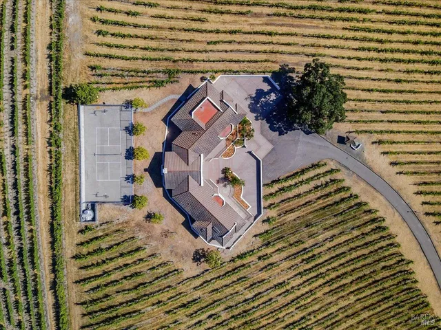 $3,750,000 | 4076-4080 Old Redwood Highway, Santa Rosa, CA 95403