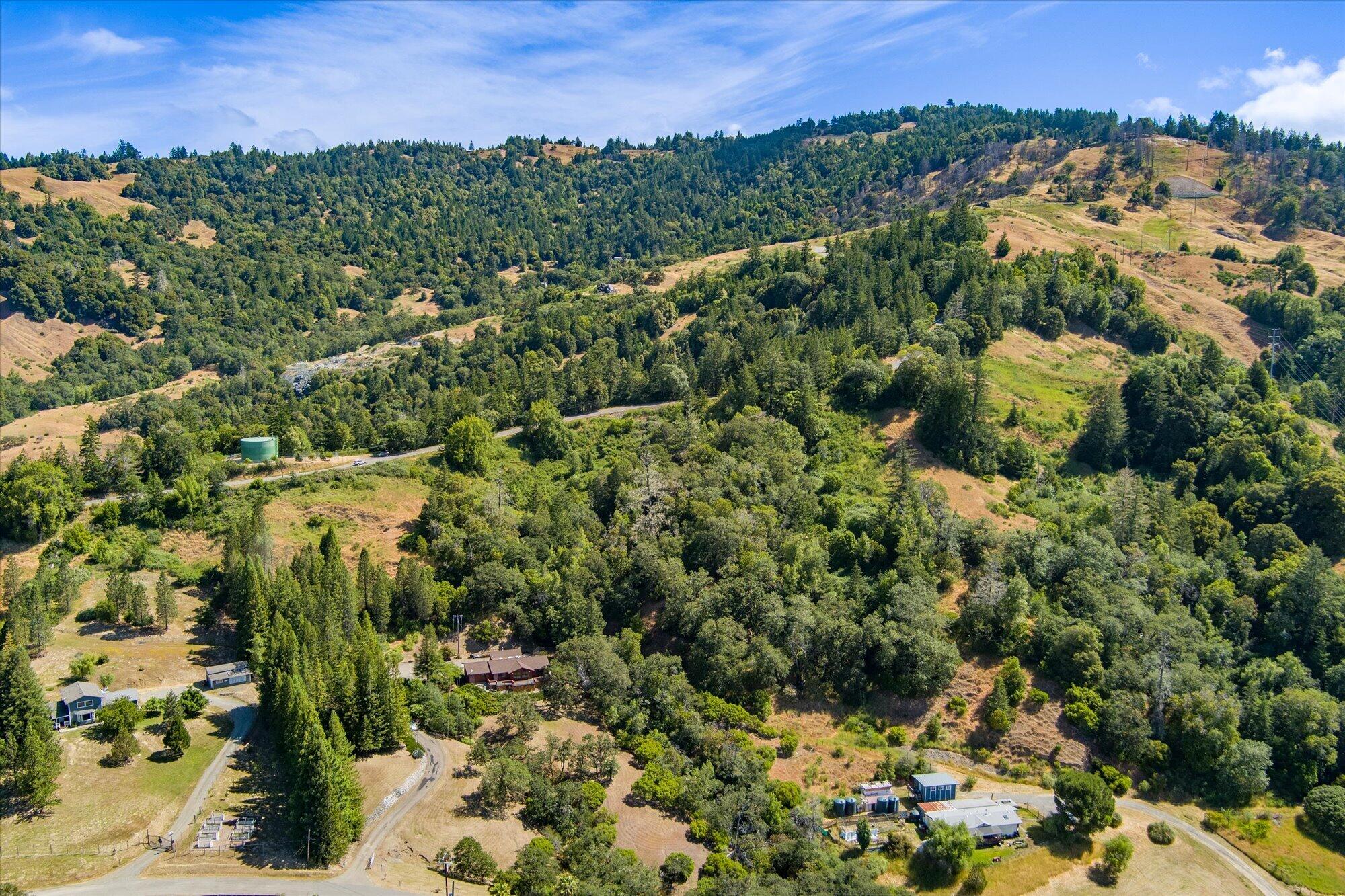 277 Wallan Road Garberville, CA 95542 - Photo 7 of 58