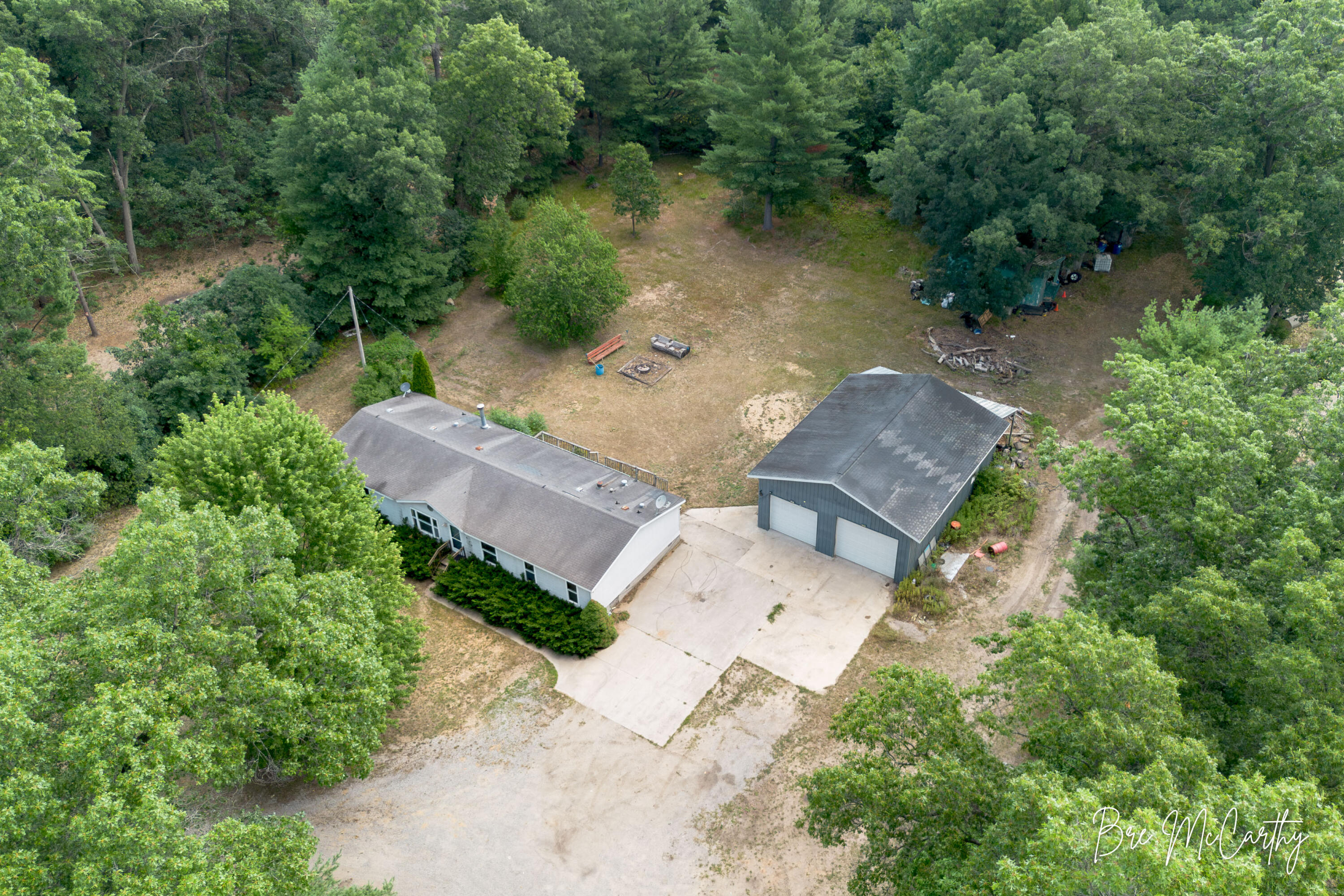 1634 Chatterson Road Muskegon, MI 49442 - Photo 35 of 43 Exterior - Front