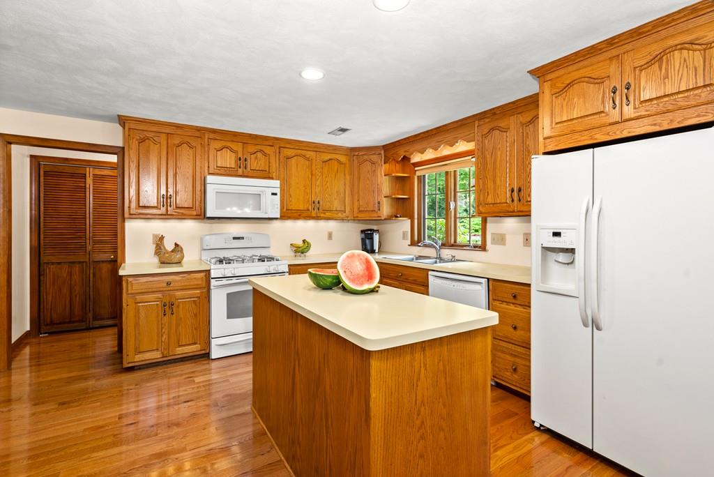 1170 Edgell Road Framingham, MA 01701 - Photo 8 of 36 Gallery Image 8
