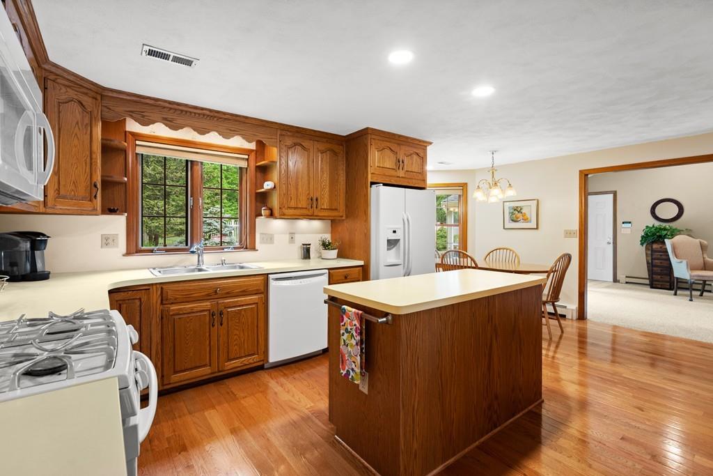 1170 Edgell Road Framingham, MA 01701 - Photo 10 of 36 Gallery Image 10