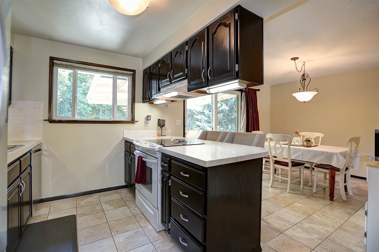 504 South Houk Road Spokane Valley, WA 99216 - Photo 4 of 20