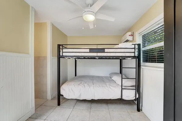 $4,750 | 5574 Lake Osborne Drive, Lake Worth, FL 33461