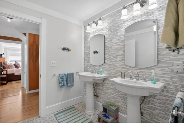 $1,890,000 | 8714 Cherry Point Road, Manitou Beach, MI 49253
