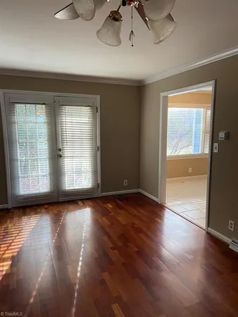 $1,800 | 4 Holdsworth Court, Greensboro, NC 27455