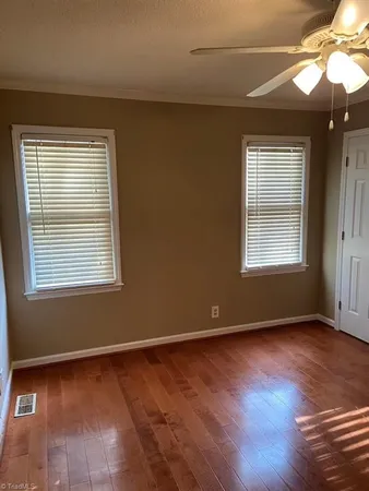 $1,800 | 4 Holdsworth Court, Greensboro, NC 27455