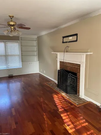 $1,800 | 4 Holdsworth Court, Greensboro, NC 27455