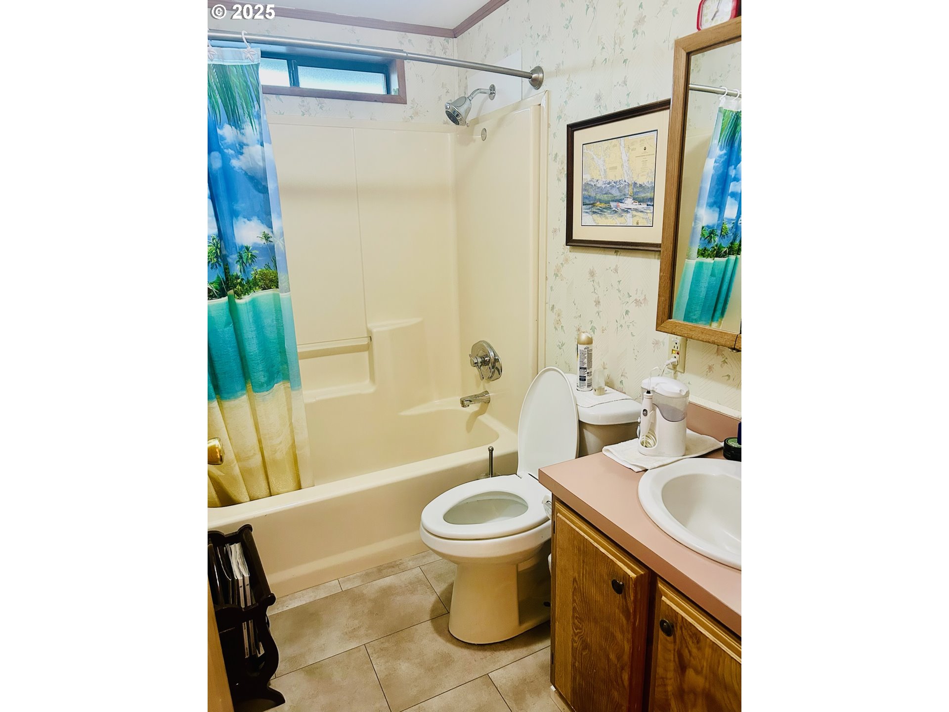 503 Southeast Sheridan Road, Unit 8 Sheridan, OR 97378 - Photo 27 of 41 Bathroom